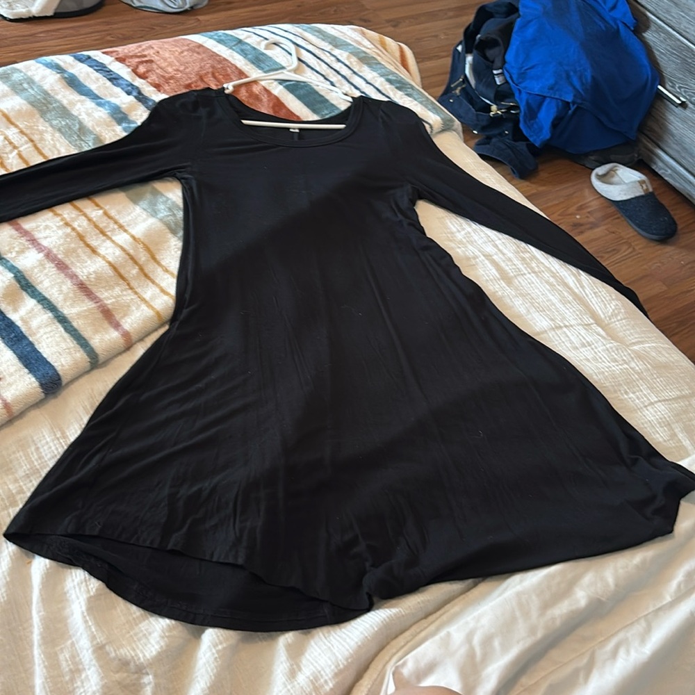 Black long sleeve dress